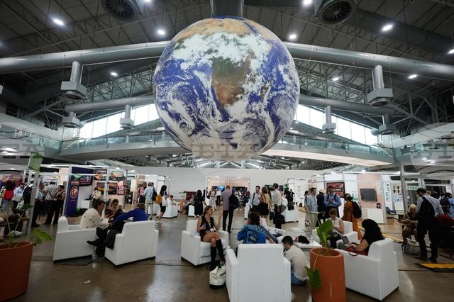 Климатичната конференция КОП30 продължава след сблъсъци с протестиращи