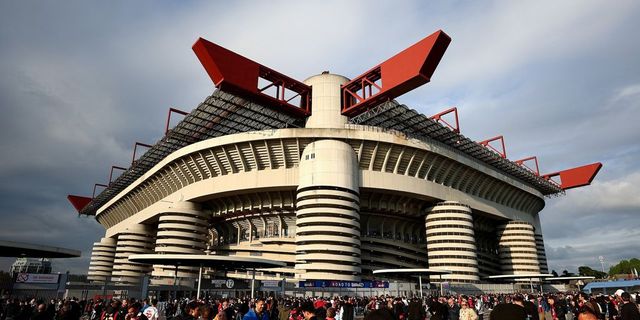 San Siro, Inter e Milan consegnano il documento per l’acquisto al Comune di Milano