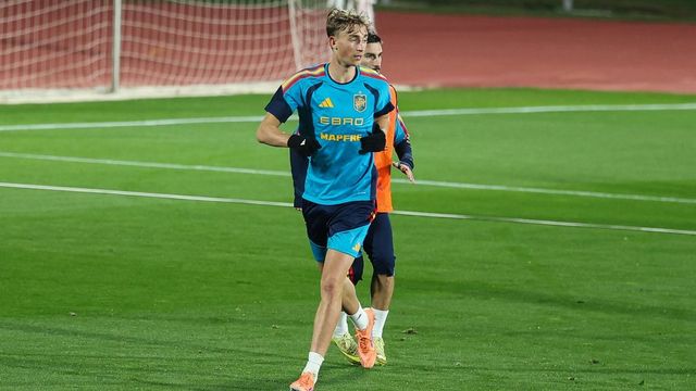 Huijsen abandona la concentración de la selección y regresa a Madrid