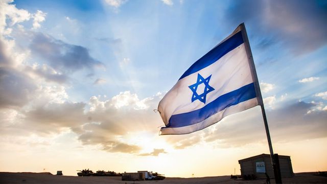 România a început repatrierea voluntară a personalului neesențial de la ambasada din Israel