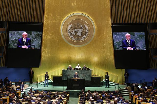 La Asamblea de Naciones Unidas grita por el fin de los combustibles fósiles mientras que la demanda marca récords