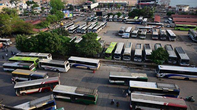 Supreme Court directs states to ensure transport vehicles install tracking devices and emergency buttons