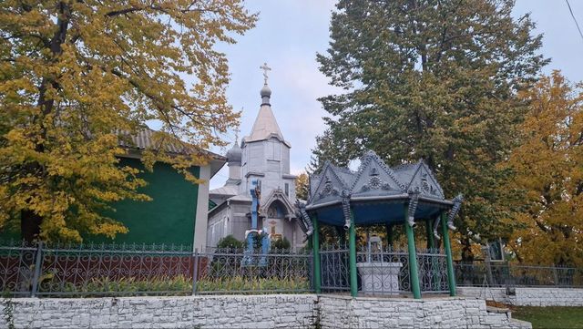 Creștinii ortodocși de stil vechi îi sărbătoresc astăzi pe Sfinții Arhangheli Mihail și Gavriil