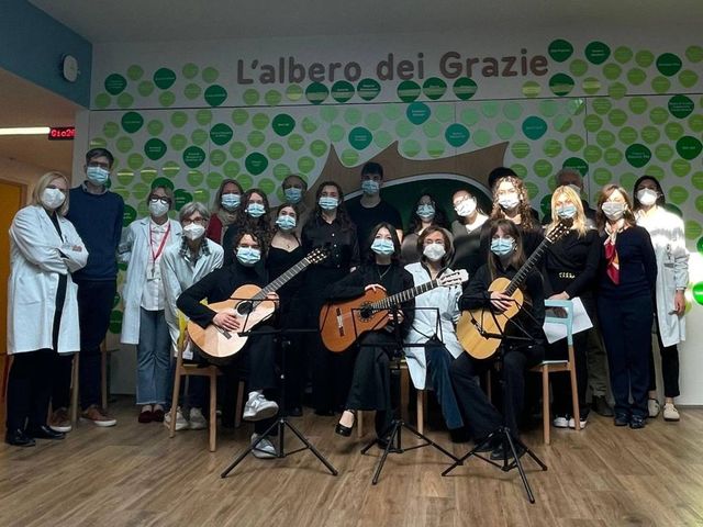 Musica in corsia, la musica che cura