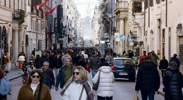 Censis, 57% degli italiani teme stili di vita dei migranti