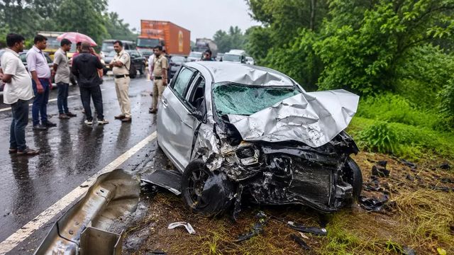 Three dead, three injured in road accident