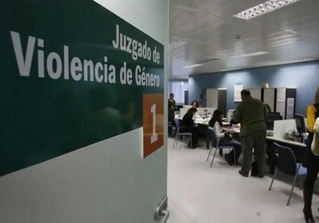 El Gobierno reforzará los juzgados de violencia sobre la mujer con 50 jueces y 42 fiscales