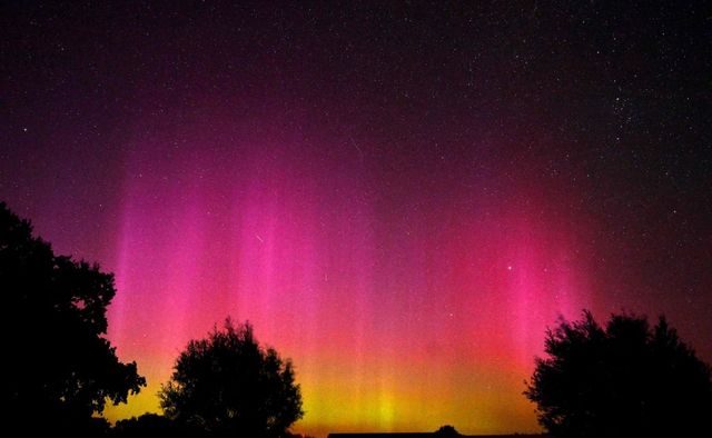 Perché le aurore boreali ora si vedono anche in Italia?