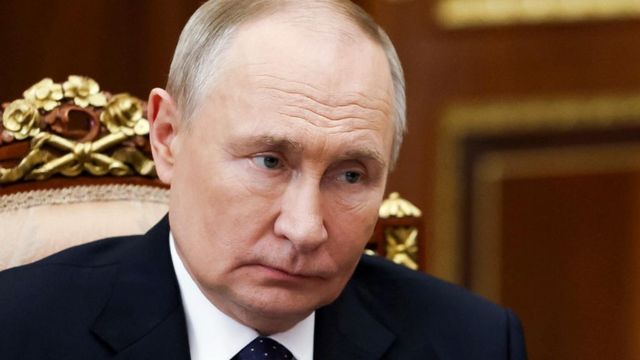 Putin spune că racheta balistică hipersonică lansată în Ucrainei este un avertisment pentru Occident