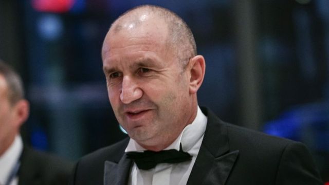 Гневът на хората от беззаконието ще се стовари върху властта, прогнозира Румен Радев