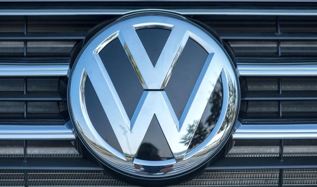 Un tribunal rus a înghețat luni toate activele Volkswagen din Rusia