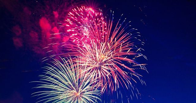 Avocații Poporului cer interzicerea comercializării și utilizării articolelor pirotehnice