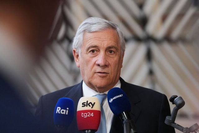 Tajani, 'possibili tentativi d'influenze russe sul voto in Italia'