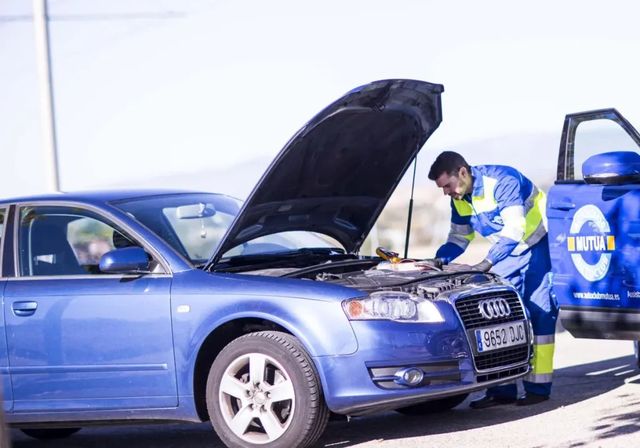 Las olas de calor disparan hasta en un 50% las averías de motores y baterías