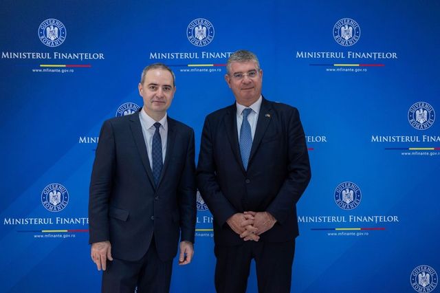 Ministrul Finanțelor a semnat contractul pentru finanțarea Autostrăzii Sibiu–Pitești