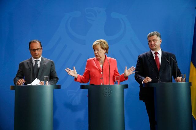 Rusia acuză Franța și Germania de eșecul păcii în Ucraina și le cere despăgubiri