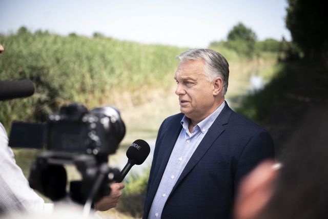 Orbán szerint a Tisza Párt azért emelne adót, mert Brüsszel ezt követeli