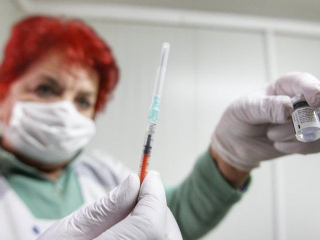 ЕС е изнесъл 800 хиляди дози ваксини за трети страни
