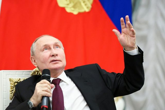 După ce a trimis bărbații pe front, Vladimir Putin are planuri și cu femeile: Sunt imensa rezervă a Rusiei