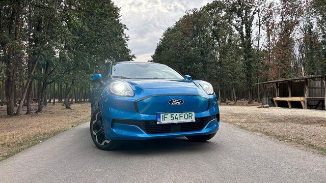 Ford anunță parteneriat strategic cu Renault Group pentru vehicule electrice