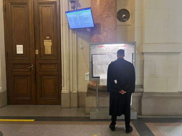 Curtea de apel București judecă o solicitare de suspendare a numirilor a doi judecători la Curtea Constituțională