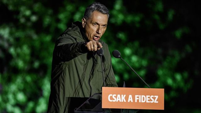 Lázár János szerint a Tisza polgárháborút akar kirobbantani ma este vagy holnap