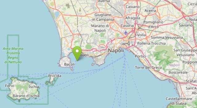 Forte scossa di terremoto poco dopo l'alba a Napoli