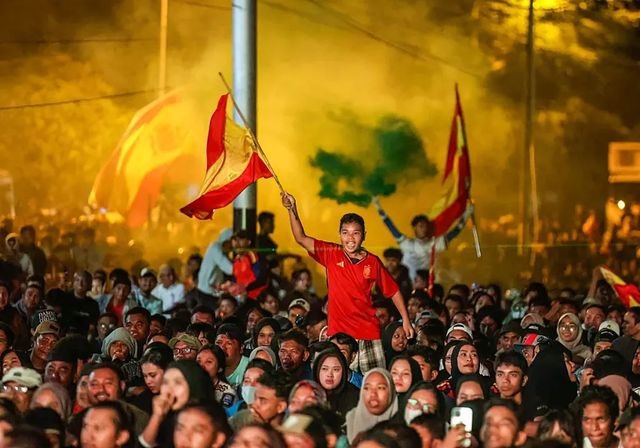 De Colón a Molucas: los colores de España llegan al último rincón del planeta