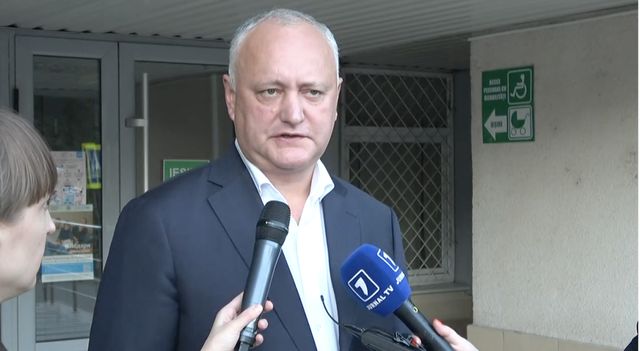 Igor Dodon avertizează că excluderea unui partid parlamentar ar putea duce la alegeri repetate sau anticipate