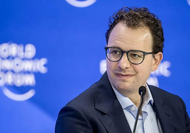 El director ejecutivo de Anthropic pide la desaceleración inmediata en el desarrollo de la IA