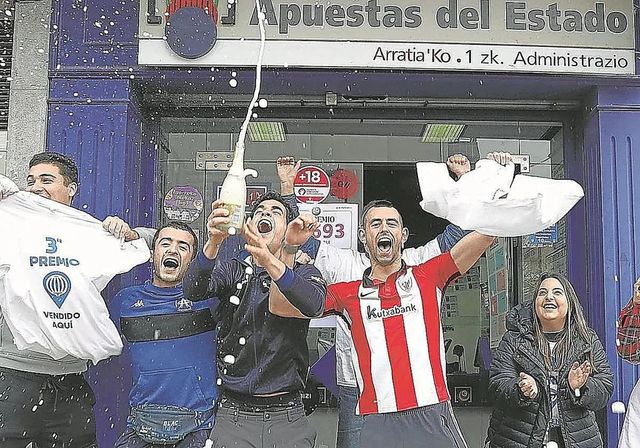 Un club de rugby de Vizcaya admite que vendió 225 boletos de más a casi 100 agraciados en la Lotería de Navidad