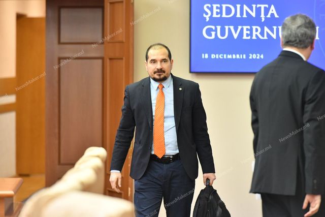 Secretarul general al Guvernului, Alexei Buzu, este invitatul emisiunii Rezoomat