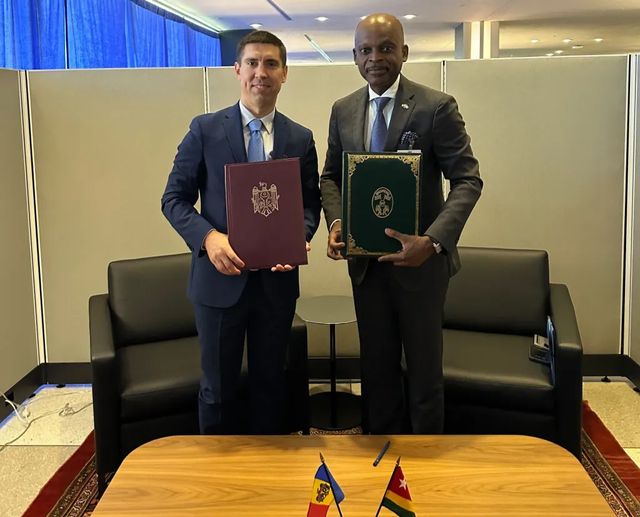 Moldova a stabilit relații diplomatice cu Togo