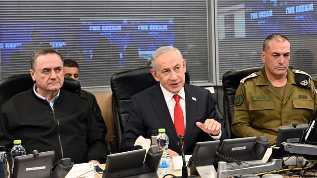 Netanyahu ordena al Ejército israelí ocupar el 70% del territorio de Gaza
