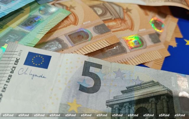 Доллар растёт — курс валют в Молдове на среду, 28 мая