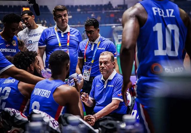 La agenda del 'Che' García: del aeropuerto al Gran Canaria Arena