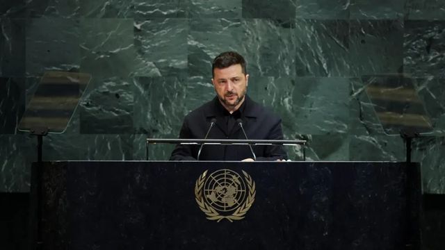 Zelenski defiende la importancia de armar a Ucrania frente a Rusia