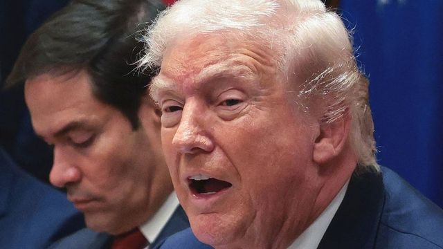 Putin souhlasil, že na Kyjev nebude týden útočit, oznámil Trump