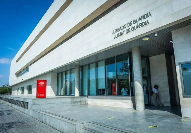 Detenida por agredir y encerrar a una mujer durante tres días en una vivienda en València