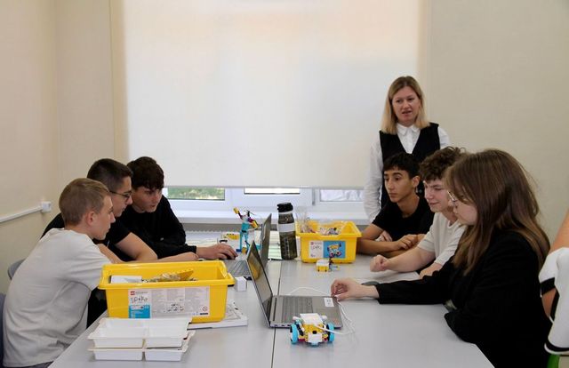 Liceul „Ștefan Vodă” din Ștefan Vodă deschide primul FabLab pentru proiecte inovative ale elevilor