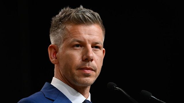 Magyar Péter lesz szerda reggel a Kossuth Rádió vendége