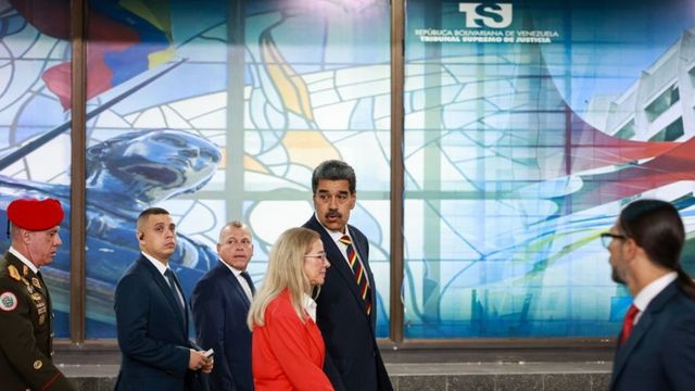 Тръмп нареди пълна блокада на всички санкционирани петролни танкери, които влизат и излизат от Венецуела