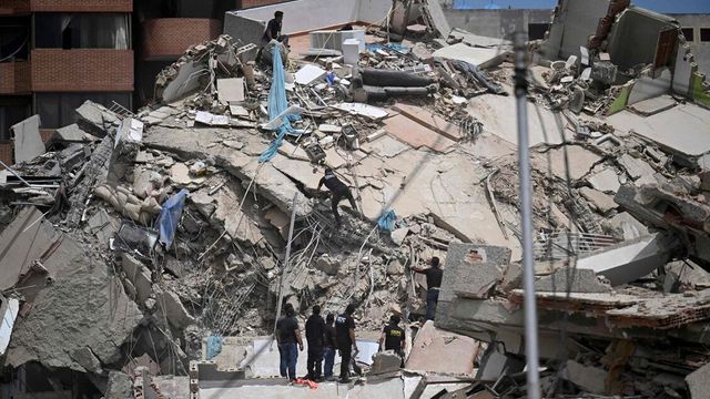Morto un italo-venezuelano nel crollo di un edificio per il sisma a La Guaira