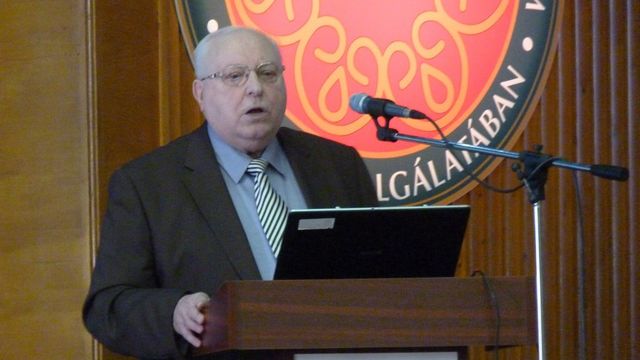 Meghalt Drábik János jogász, közíró