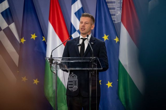 Magyar Péter szerint a kormány egyik legfontosabb feladata az egészségügy fejlesztése