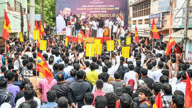 Tamilaga Vettri Kazhagam cadre stage demonstrations against SIR in districts