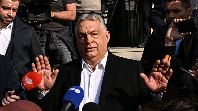 Viktor Orbán renunță la mandatul de deputat