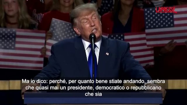 Trump, nuova proposta shock: votate repubblicano nel Midterm e tutti riceveranno cinquemila dollari