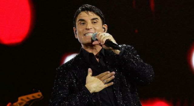Sal da Vinci si rilassa a Torre del Greco prima dell’Eurovision