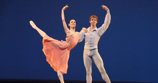 Vladimir Shklyarov, morto a 39 anni il ballerino russo stella della danza: è caduto dal balcone mentre cercava di rientrare in casa